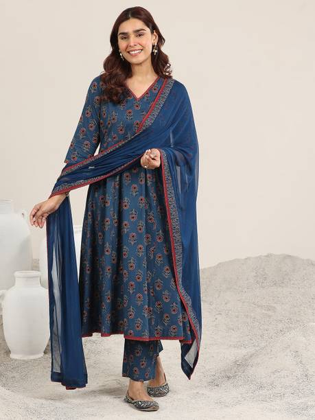AASTIK FASHION Cotton Blend Kurta Pant Dupatta Set 070