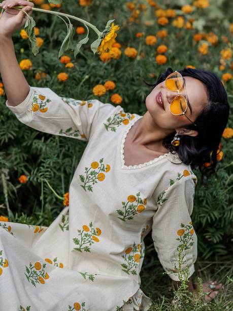 AASTIK FASHION cotton blend kurta palazzo set