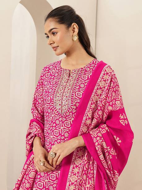 AASTIK FASHION cotton blend kurta pant dupatta set